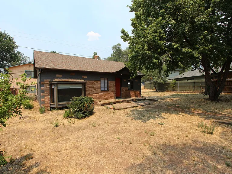 3125 N Alta Vista Dr — Photo 5