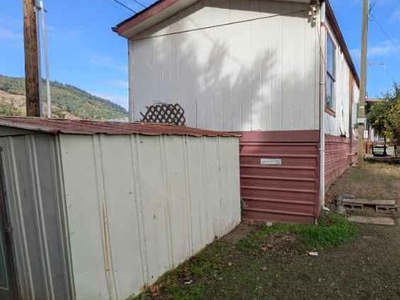 2nd image of 105 D Lee Ln