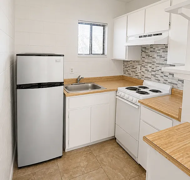 1029 Litch Ct — Photo 1