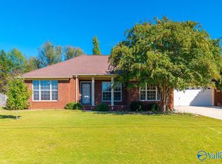217 Tara Leigh Dr, Huntsville, AL 35811