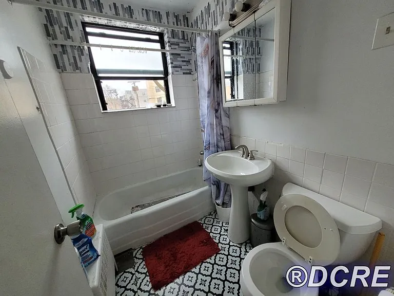 2013 W Morse Ave — Photo 4