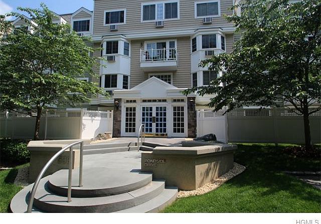 1st image of 500 Pondside Dr APT 3C