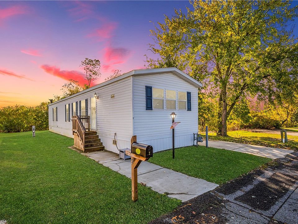 1st image of 2 Roundtop Dr