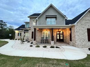 410 Green Fern Rd, Lizella, GA 31052