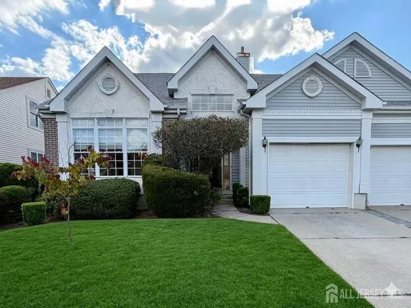 23 Severn Way, Monroe Township, NJ 08831