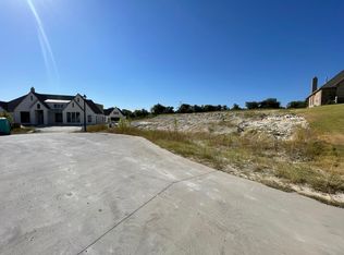 880 San Saba E, Midlothian, TX 76065