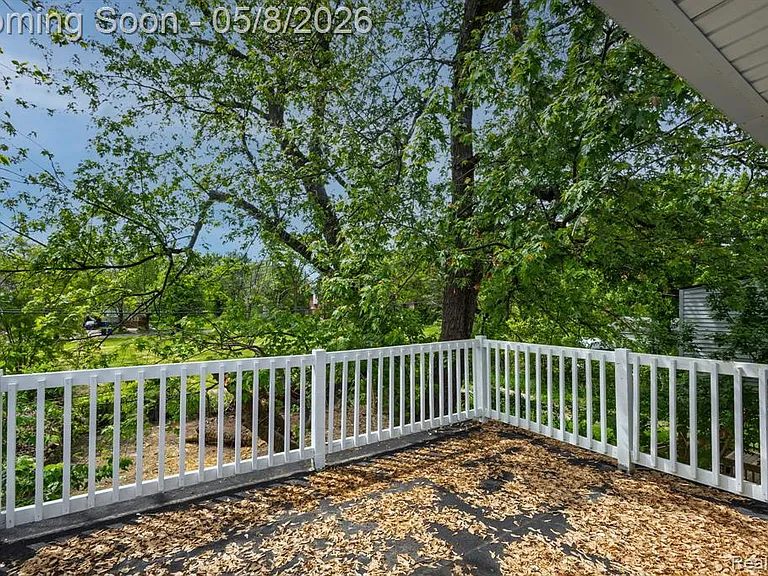 120 Woodland St — Photo 56