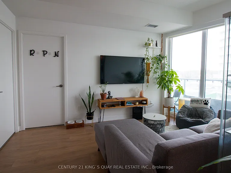 117 McMahon Dr #607 — Photo 10