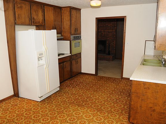 4th image of 513 Stockwood Dr