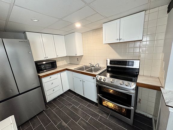 4th image of 1230 S Quaker Ave APT 5