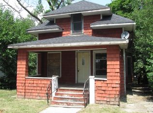 1733 E Oak St, Kankakee, IL 60901