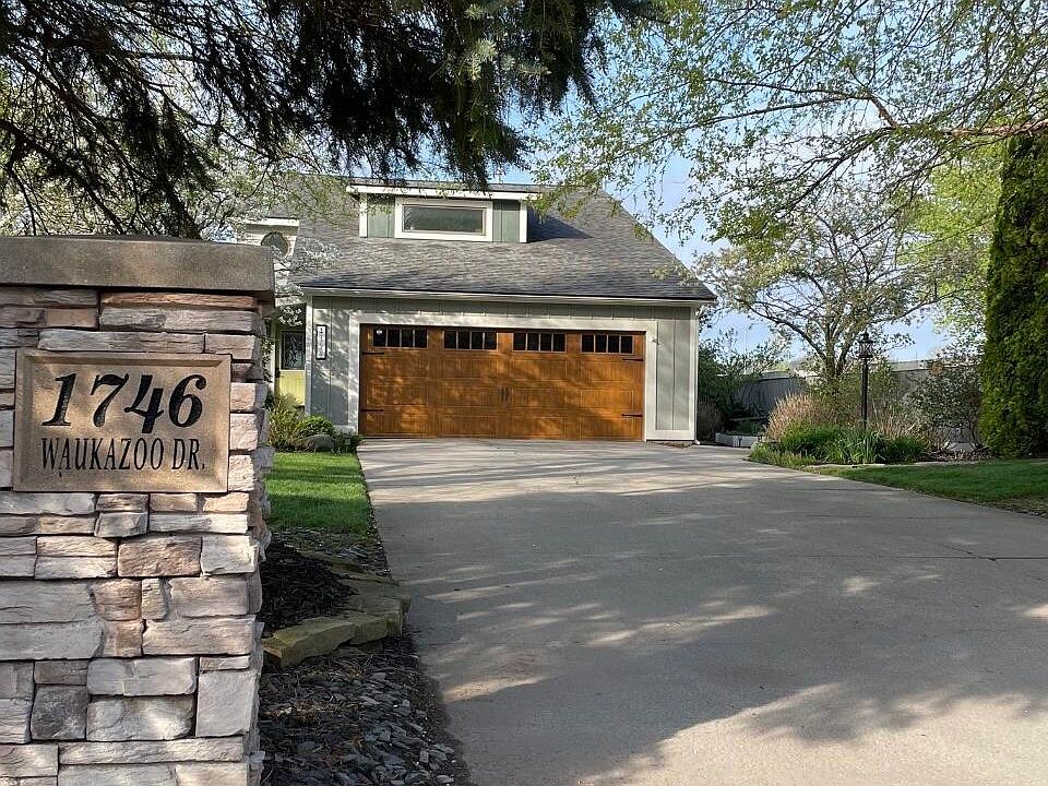 1st image of 1746 Waukazoo Dr