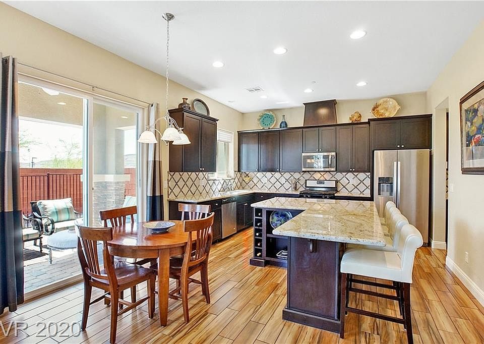 1st image of 10327 Pescado Ln