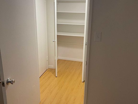 5th image of 1115 Highland Oaks Dr APT 12