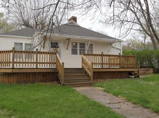 610 N Walnut St, Glenwood, IA 51534