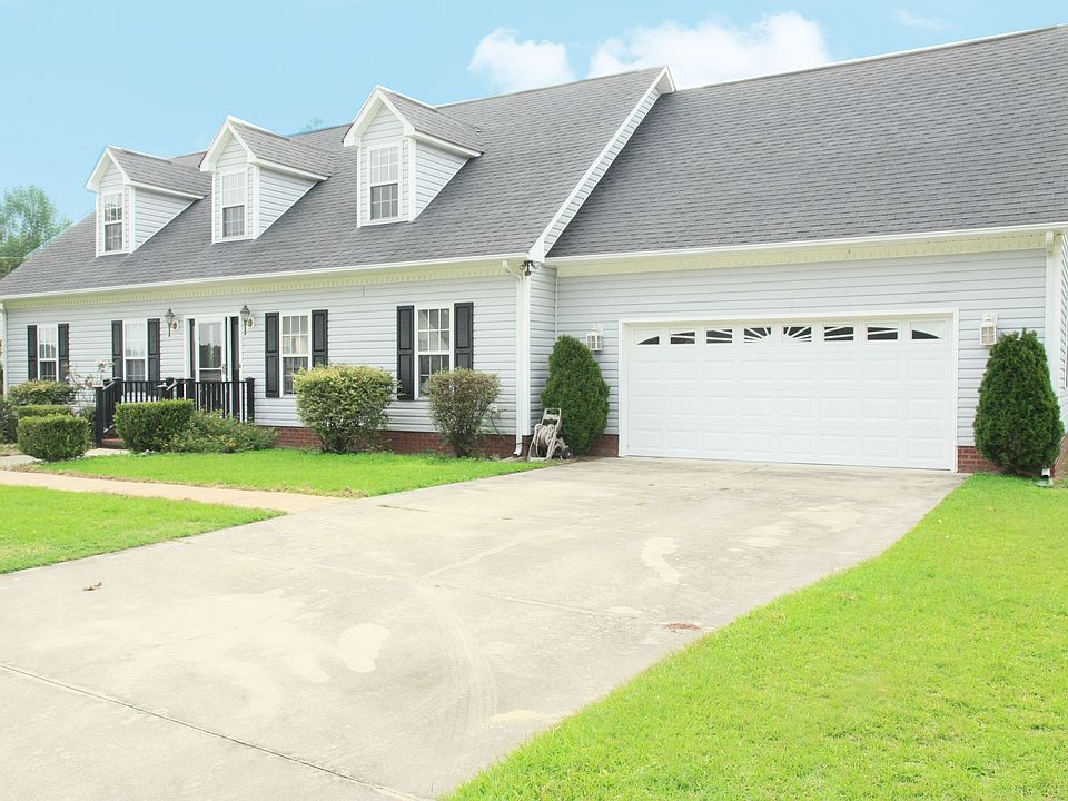 2nd image of 110 Walnut Hills Dr