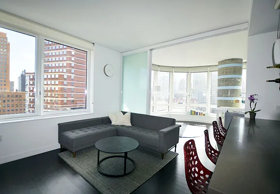 Rented by Home Ambassadors | media 3