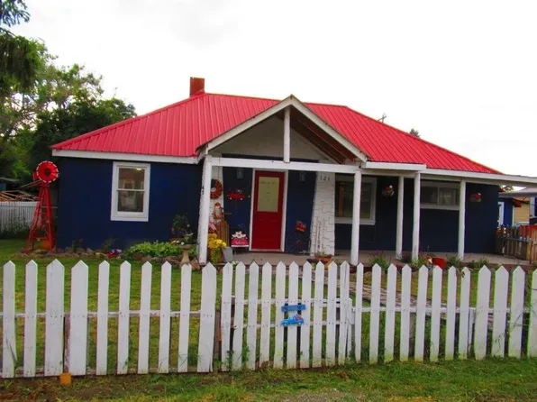 121 Central Ave, Eureka, MT 59917