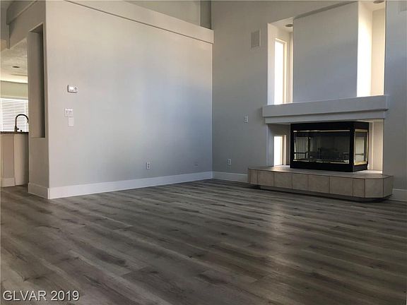 4th image of 8733 Autumn Valley Ave