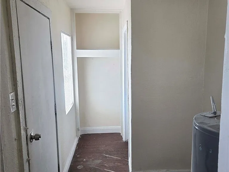 413 W Van Buren Ave #9 — Photo 10