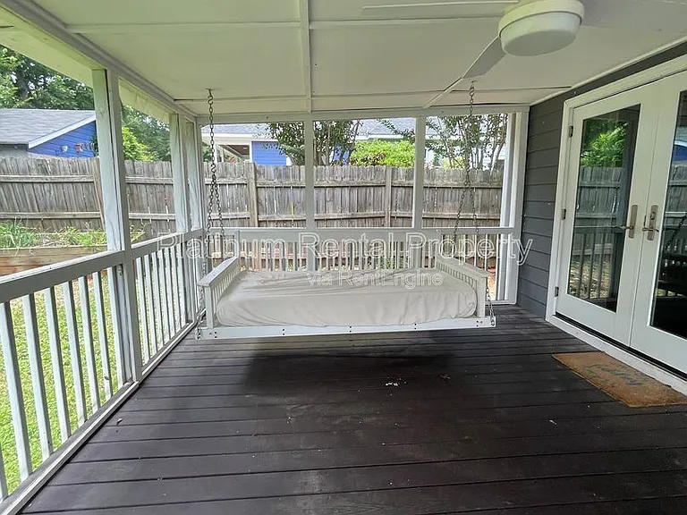 149 Dahlgren St SE — Photo 24