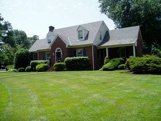 1st image of 5901 W Club Ln