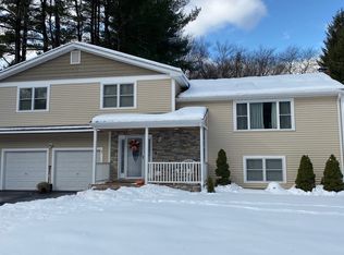 3 Doyle Cir, Framingham, MA 01701
