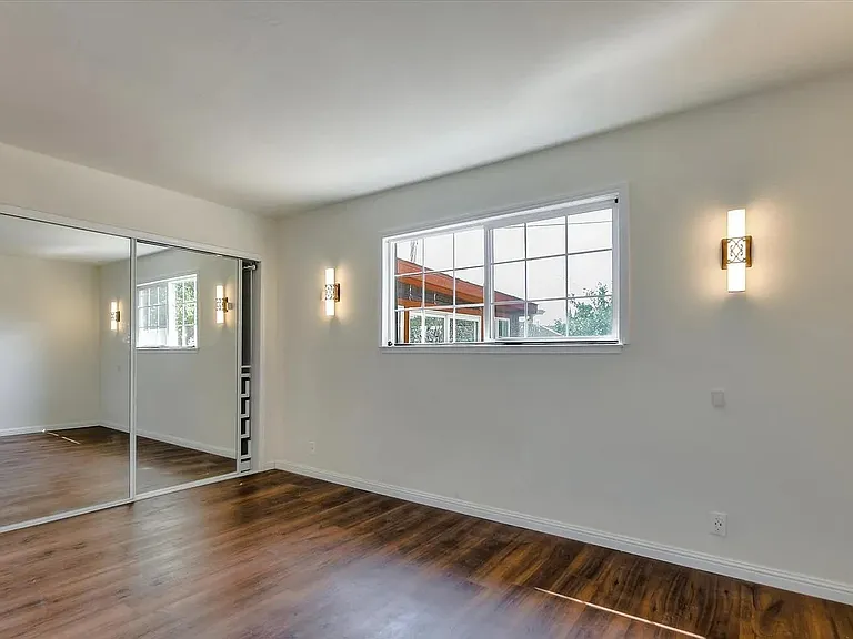 Master bedroom - Bedroom 2