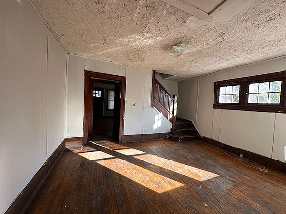 3rd image of 2289-2295 Adams Ave