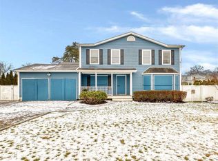 18 Lake Grove St, Centereach, NY 11720