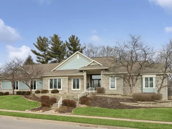2806 Hickory Trl, Iowa City, IA 52245