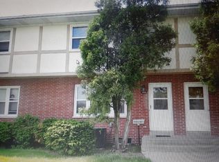 2317 89th St, Kenosha, WI 53143