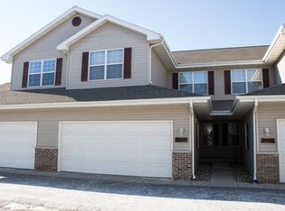 6420 Maywick Dr, Madison, WI 53718