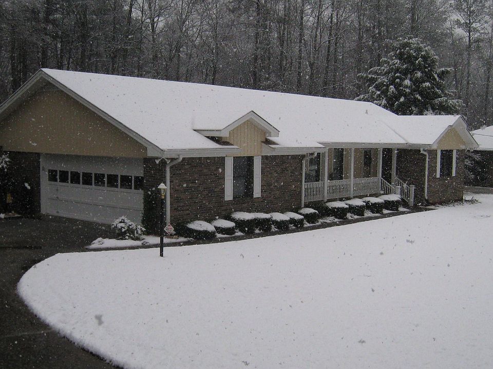 2nd image of 774 Beech Valley Rd