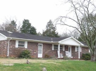 211 W View Dr, Strawberry Plains, TN 37871