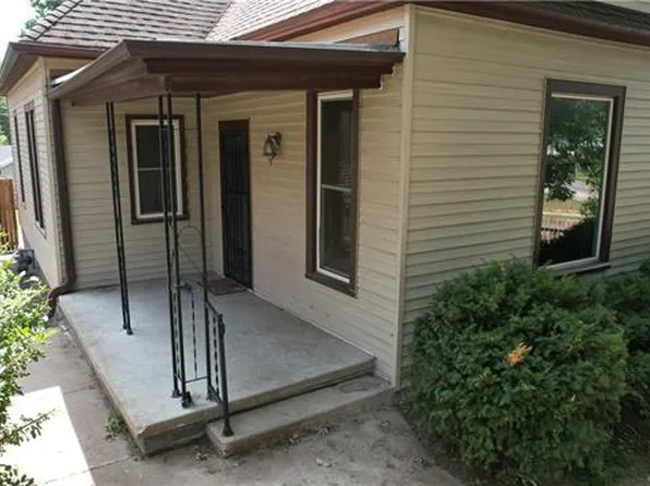 2208 Charles St, Saint Joseph, MO 64501
