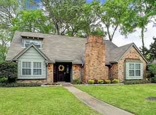 11214 Valley Stream Dr, Houston, TX 77043