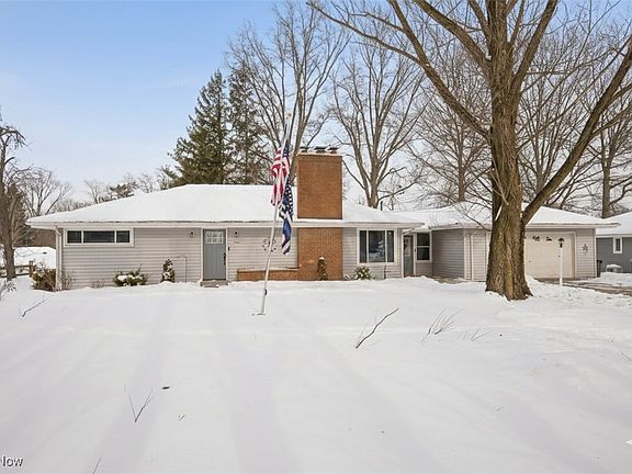 2nd image of 15446 Drake Rd