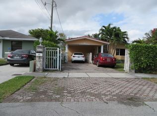 9015 SW 27th St, Miami, FL 33165