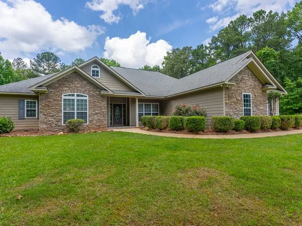 7458 Lower Blue Springs Rd, Hamilton, GA 31811