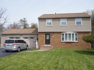 518 Maiden Ln, Rochester, NY 14616