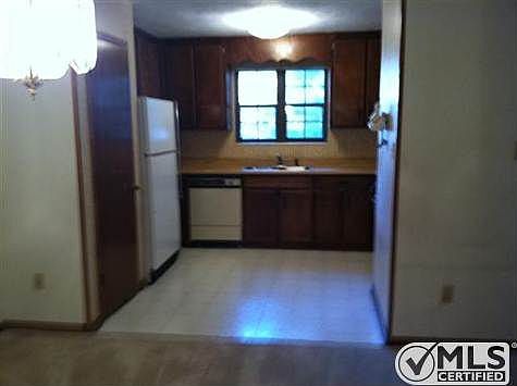 2nd image of 3426 N Carnation Ct #2