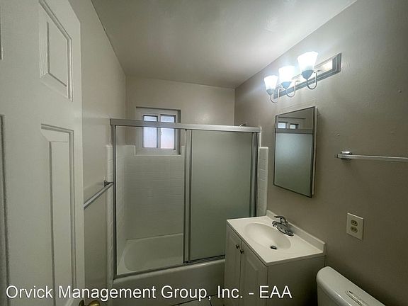 5th image of 664 Morse Ave APT 5