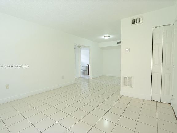 3rd image of 630 NW 114th Ave #101-1