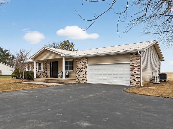 3rd image of 4717 Branen Dr