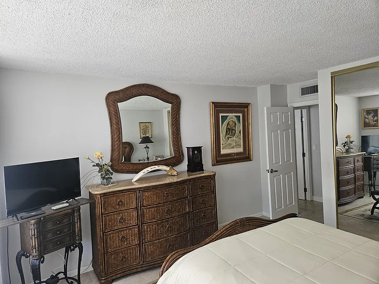 2121 N Ocean Blvd #405E — Photo 6