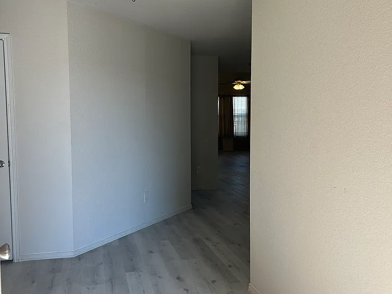 9213 Centennial Dr — Photo 8
