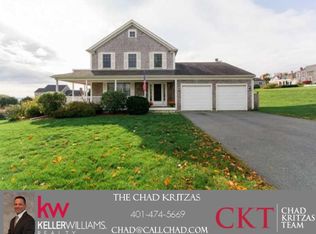 99 Prospect Ln, Portsmouth, RI 02871