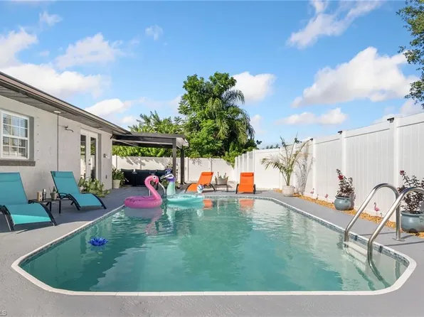 3163 Key LN, PORT CHARLOTTE, FL 33952