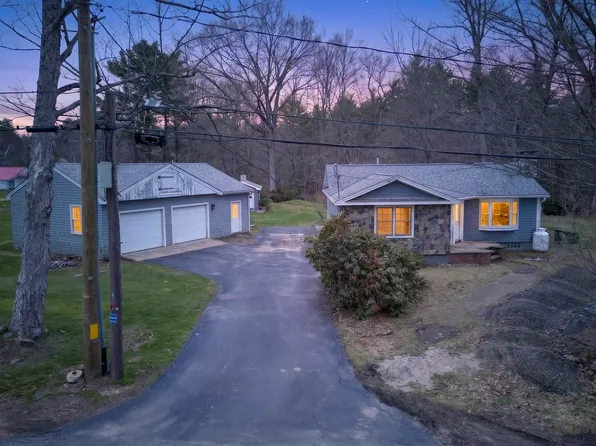 405 N River Road, Epping, NH 03042